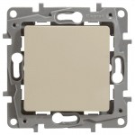 Механизм переключателя 1-кл. СП Etika 10А IP20 250В 10AX безвинт. зажимы сл. кость Leg 672305