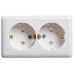 Розетка 2-м ОП Хит 16А IP20 с заземл. защ. шторки бел. SchE RA16-239-B